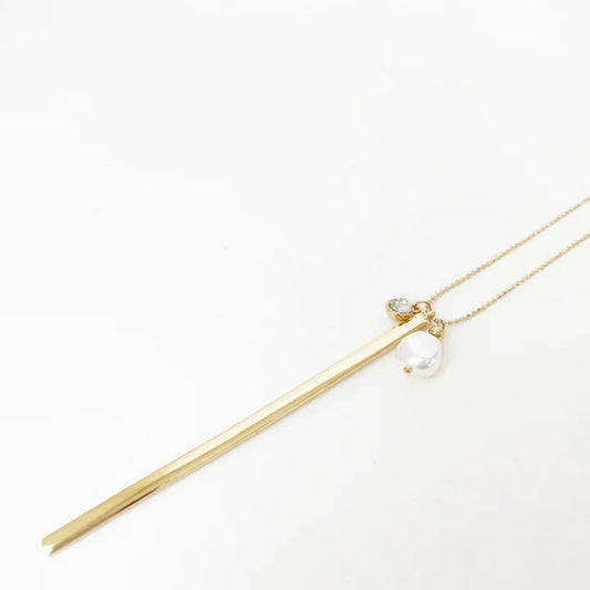 Pearl & Crystal Pendant Necklace
